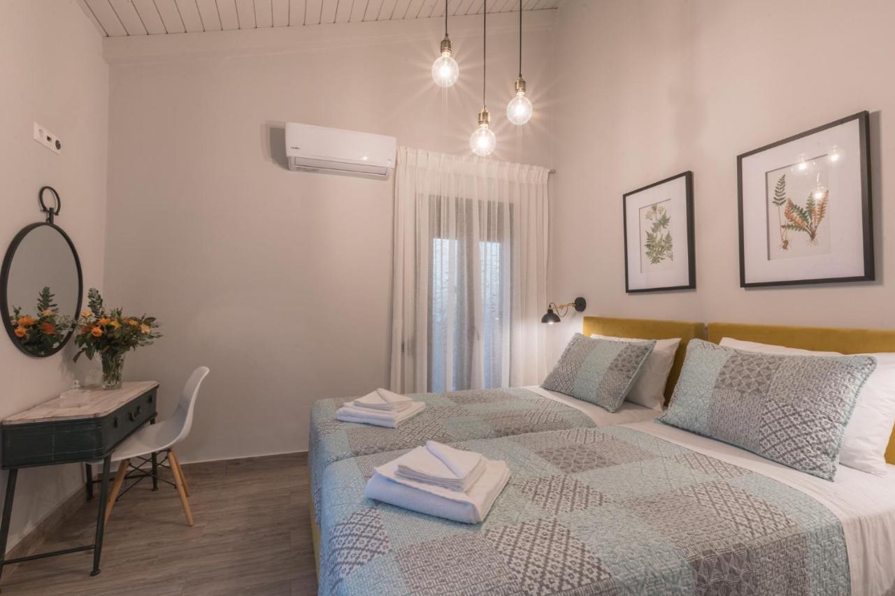 Casa Leone, Cosy Apartment Overlooking The Square Spílion Eksteriør bilde